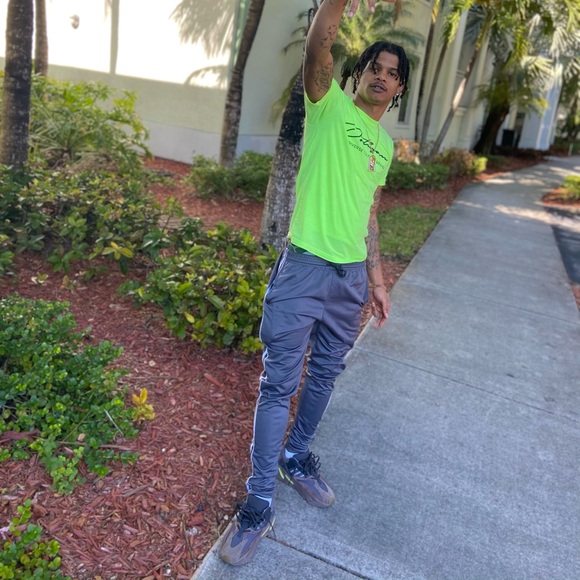 Meet your Posher, Joseph - Picture 1 of 1